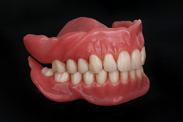 総入れ歯について | 東京都台東区浅草の総入れ歯｜東京『総入れ歯専門