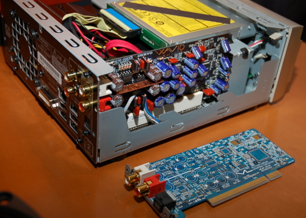 ASCII.jp：オンキヨー、横幅205mmのオーディオPC『HDC-1.0』を発表