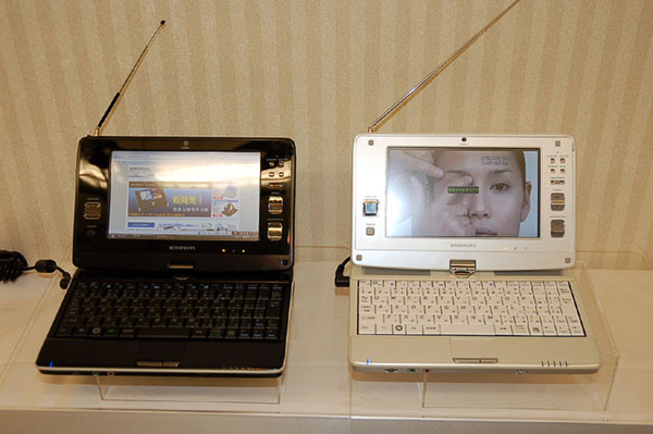 ASCII.jp：工人舎、ワンセグチューナー搭載のUMPC“KOJINSHA SH”を発表