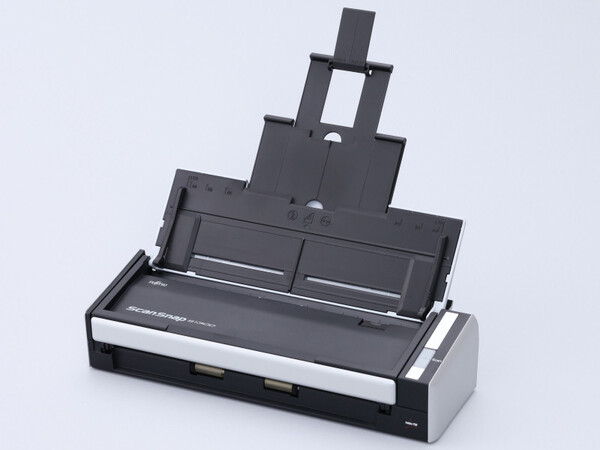 ASCII.jp：ソフトを強化したコンパクトスキャナー ScanSnap S1300 (1/2)