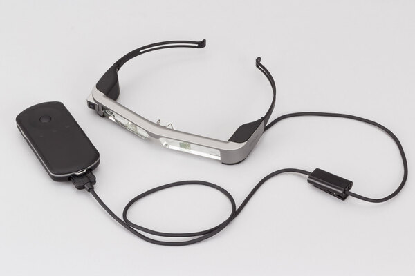 ASCII.jp：「MOVERIO BT-300」徹底分解! これが、