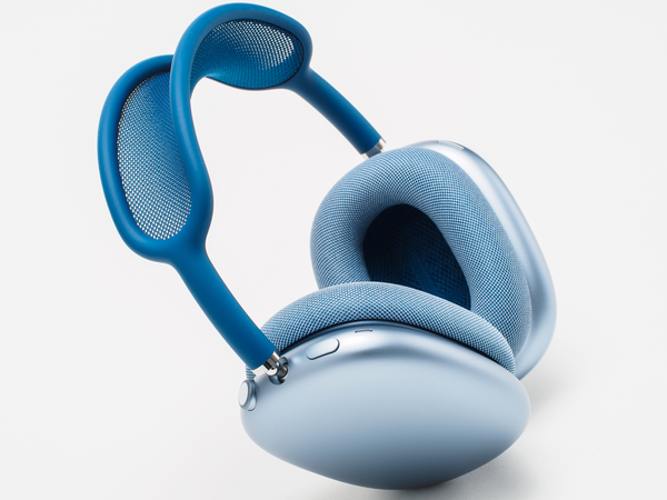 ASCII.jp：【AirPods Maxレビュー】iPhoneやiPadで最高の音響体験を