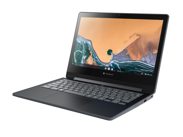 ASCII.jp：シャープ「Dynabook」高校生向けに──Chromebook、学校で