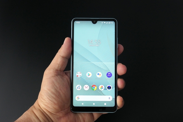 ASCII.jp：Xperiaなのに約2万円！ 「Xperia Ace II SO-41B」はどんな人