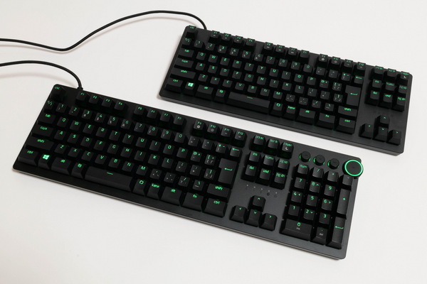 ASCII.jp：オプティカルスイッチの最新ゲーミングキーボード「Huntsman