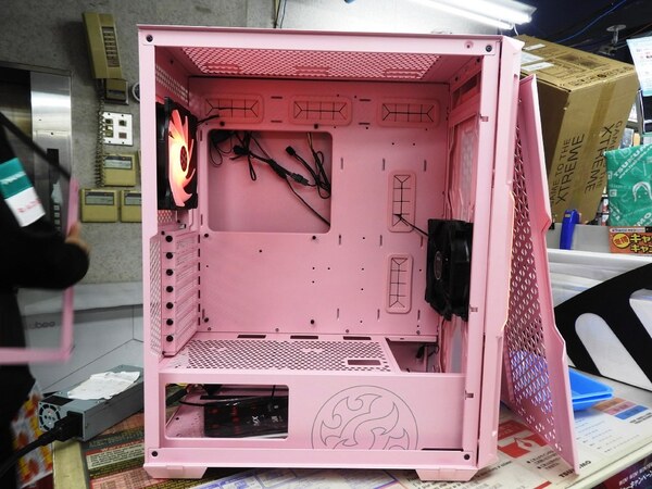 ASCII.jp：ピンクカラーのPCケース「XPG STARKER AIR ピンク」が数量