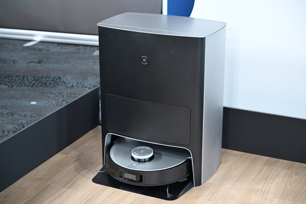 ASCII.jp：究極のロボット掃除機 エコバックス「DEEBOT X1 OMNI」