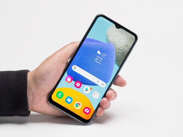 ASCII.jp：ミドルレンジだがGalaxyの名に恥じない完成度「Galaxy M23 5G」