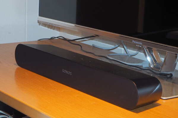 ASCII.jp：小型でこだわりの音質、Sonosの新入門サウンドバー「Sonos