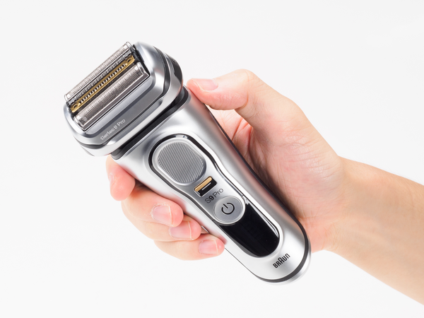 ASCII.jp：ブラウン電動シェーバー「シリーズ9Pro」を試す 美顔器