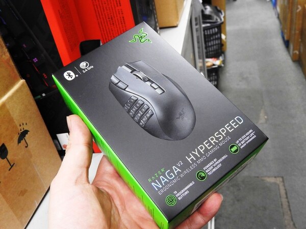 ASCII.jp：Razer製多ボタンマウスの最新作「Naga V2 HyperSpeed」が登場