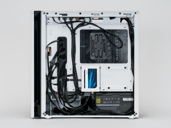 ASCII.jp：Ryzen 5 7500Fで良コスパな静音ゲーミングPC、ゲームベンチ