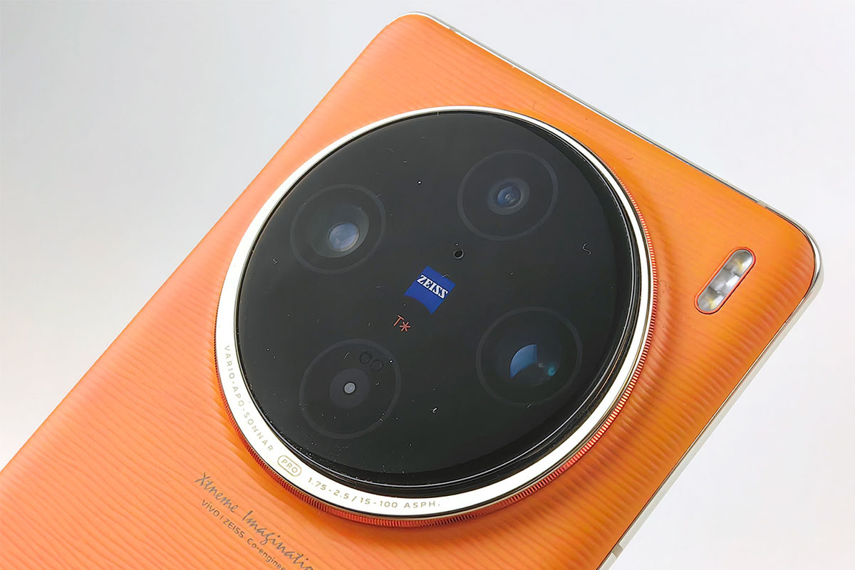 ASCII.jp：100倍望遠も夜景も実用的な「vivo X100 Pro」は2023年最強の