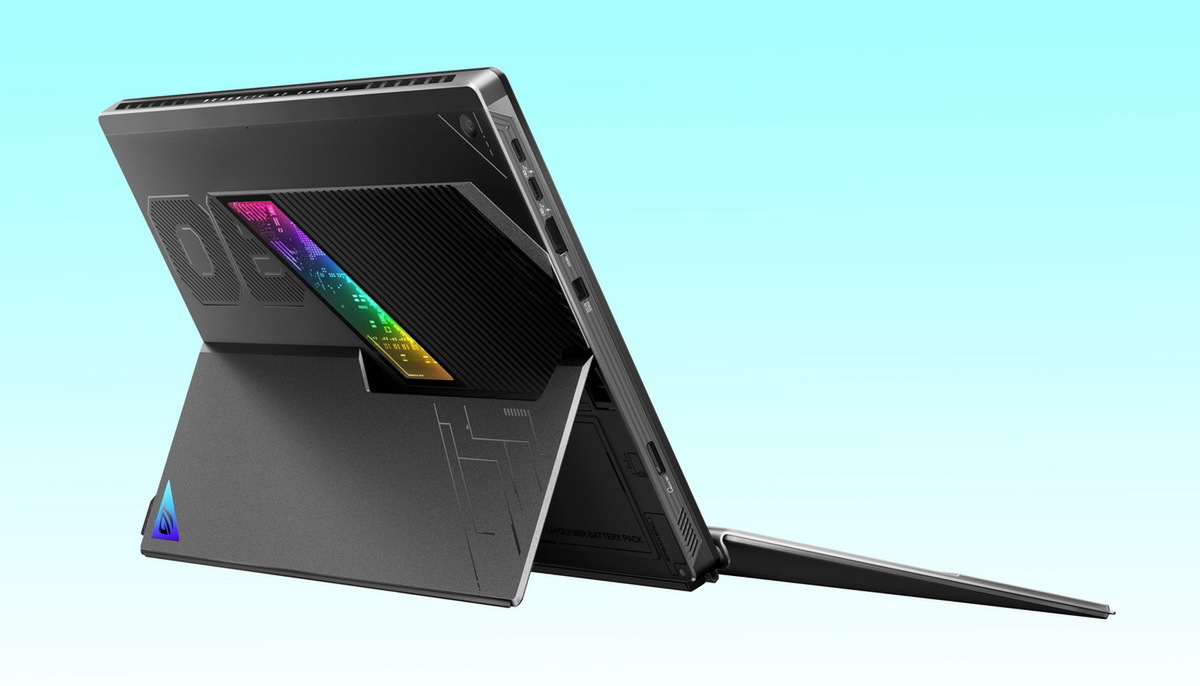 ASUSがインテル・AMD・NVIDIAの新チップ搭載のゲーミングノート「ROG