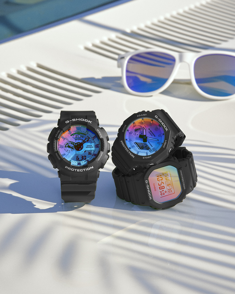 G-SHOCK、ガラス板全面にレインボー蒸着を施したIridescent Color全5