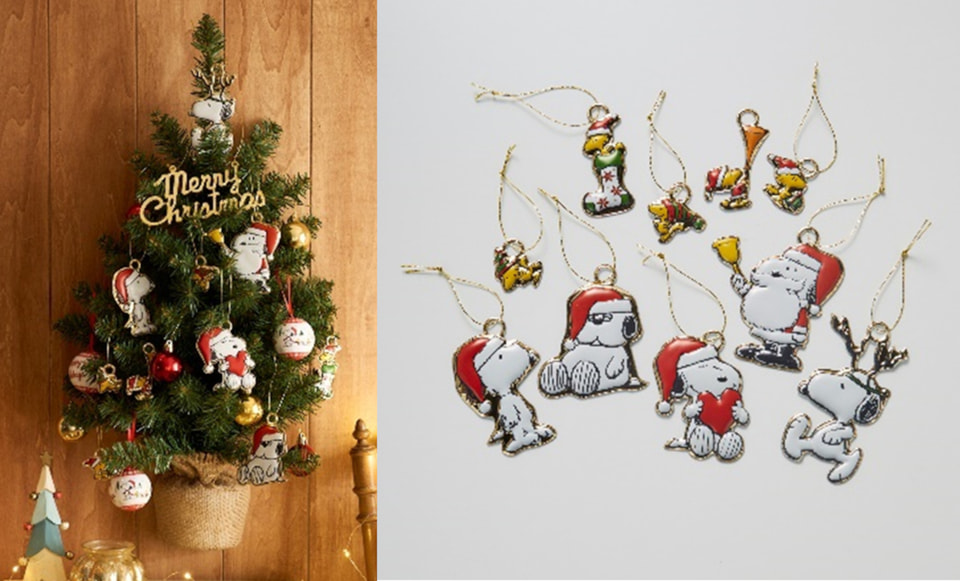 スヌーピーの「壁掛けクリスマスツリー＆オーナメントセット
