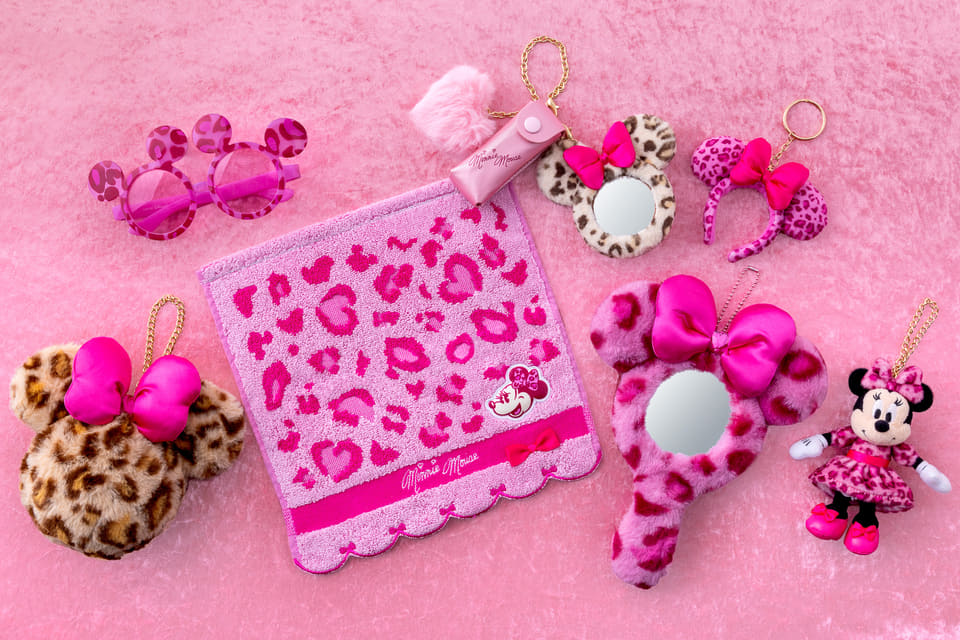 ディズニー、Y2Kなヒョウ柄＆モノトーンのふわもこ新グッズ。ファン