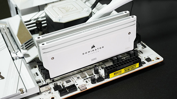 こんなDDR5メモリが欲しかった！洗練された優雅なデザインの「CORSAIR