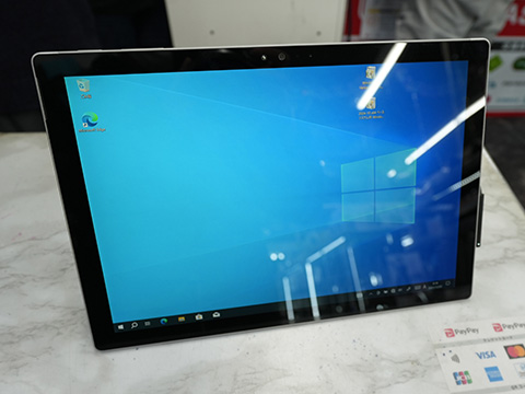 12.3型タブレット「Surface Pro 4」が11,800円！中古品が大量入荷