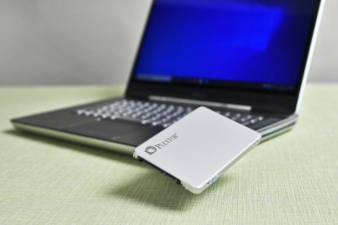 容量不足の古ノートPCを使うのは苦行！ 最新SSD「Plextor M8VC Plus