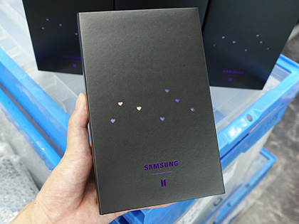 BTS”とコラボしたBluetoothイヤホン「Galaxy Buds+」の未使用セール