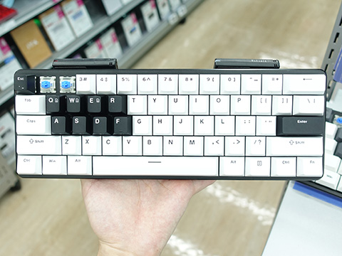 Pulsarのラピトリ対応60％キーボード「PCMK 3 HE 60」が登場、配列違い