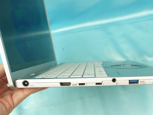 第11世代Core+メモリ16GB搭載の14インチレッツノート「FV1」が79,800円