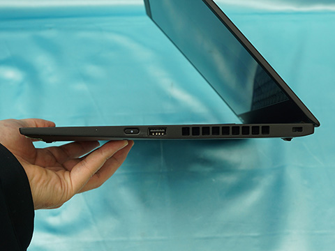 ThinkPad X1 Carbon 8th Gen」が59,800円！Core i7-10510U+16GBメモリ