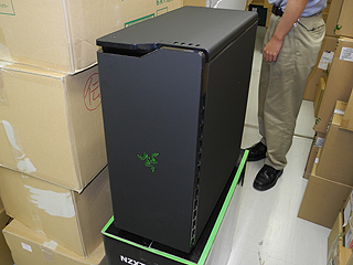 RazerとNZXTのコラボPCケースが発売、マットブラック仕上げの特別仕様
