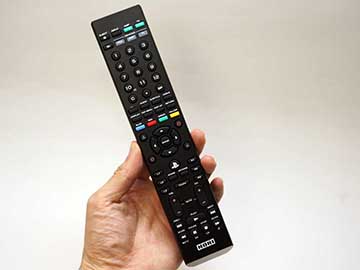 ミニレビュー】テレビもVODも操作可能! PS4ユーザー待望のHORI「BD/TV