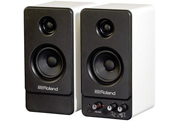 ローランド、Bluetooth搭載で約23,000円の省スペースなモニター