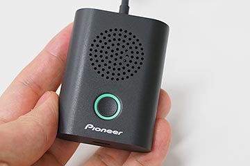 パイオニア、バッテリ不要の世界初Lightningスピーカーフォン「RAYZ