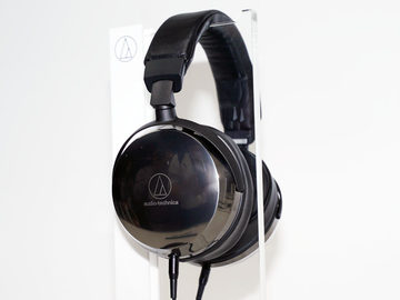 オーテク、チタン筐体とDLCのポータブル最上位ヘッドフォン/イヤフォン