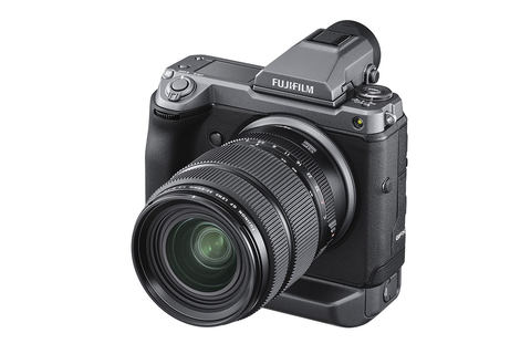 DCI 4Kも撮れる、1億200万画素の中判ミラーレス「FUJIFILM GFX100