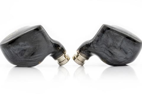 qdc、新イヤフォン「TrES」。Fusionベースの日本限定150台“特別