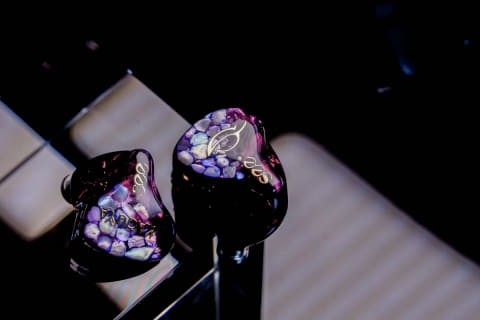 See audio、BA×静電の最上位IEM「Kaguya」。18.7万円 - AV Watch