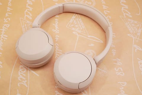 小寺信良の週刊 Electric Zooma!】ソニー史上最軽量NCヘッドフォン「CH