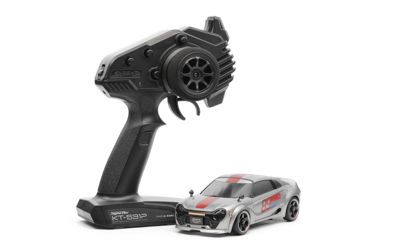 ホンダアクセス、京商とコラボした「ネオクラシックレーサー」モデルの