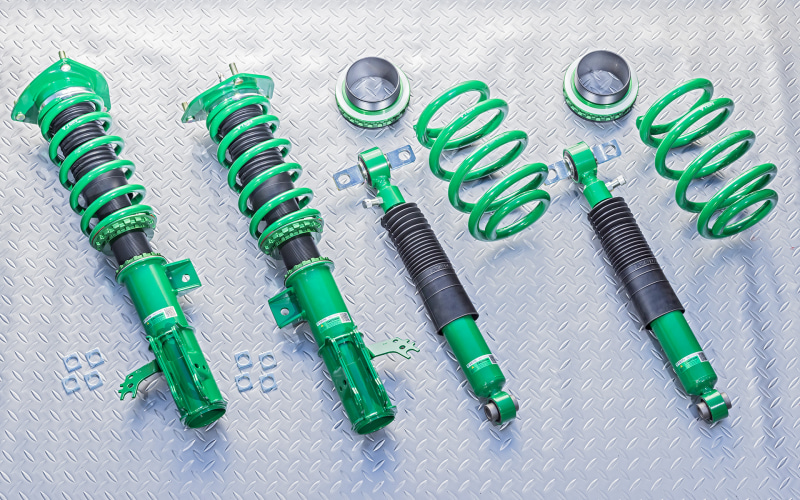 テインのフルスペック車高調「RX1」と減衰力コントローラ「EDFC5」で