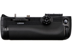 ニコンD7000用マルチパワーバッテリーパックに模倣品が出現。純正品の