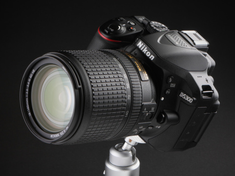 新製品レビュー：ニコンD5300 - デジカメ Watch Watch