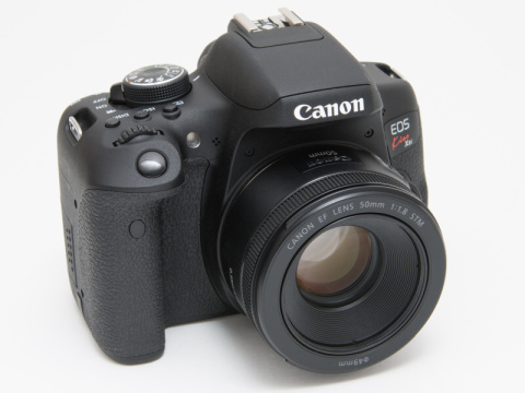 新製品レビュー：キヤノンEOS Kiss X8i（外観・機能編） - デジカメ