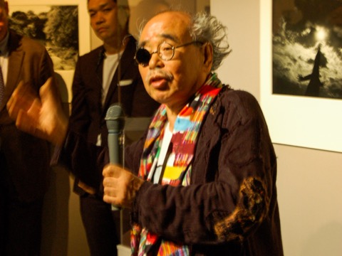 イベントレポート】荒木経惟×ギメ東洋美術館「東京墓情」レポート