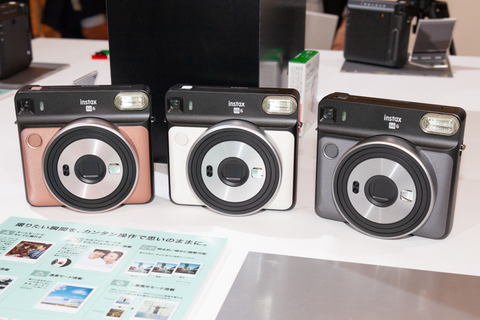 富士フイルム、1.7万円の正方形チェキ「instax SQUARE SQ6