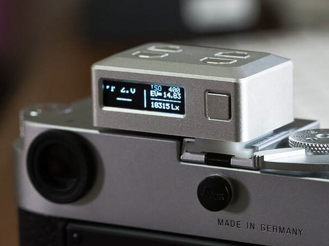 EV値も表示するクリップオン露出計「KEKS EM01」が国内発売 - デジカメ