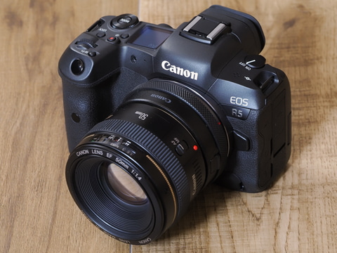 赤城耕一の「アカギカメラ」 第72回：終わらない標準レンズの旅へ