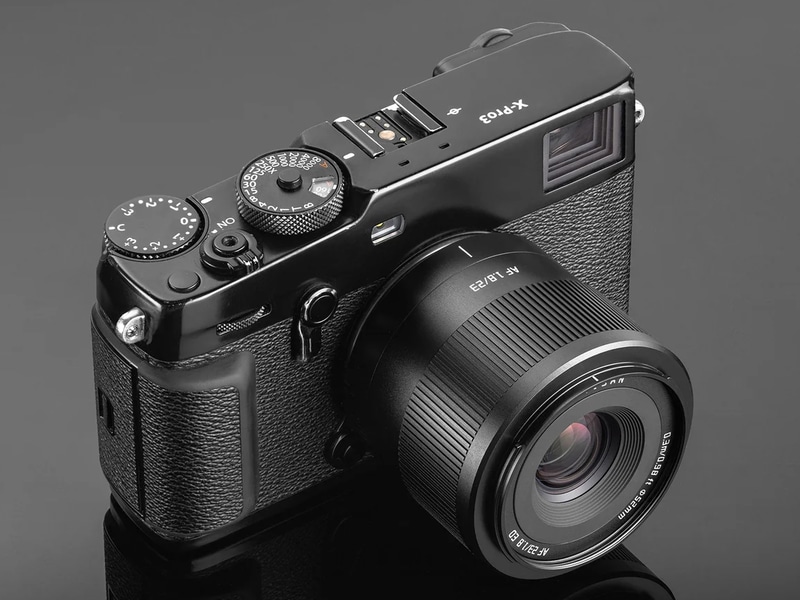 TTArtisan、“23mm F1.8”のXマウント用AF単焦点レンズ - デジカメ Watch