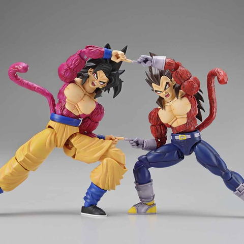 2つそろえてあのシーンも再現可能！ 超サイヤ人4の「悟空」と