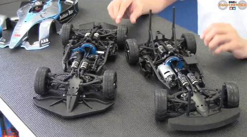 新世代のRCカーシャーシ「TC-01」を搭載した「フォーミュラーE GEN2