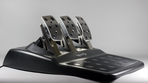 ロジクール G923 レーシングハンドル＆ペダル」レビュー - GAME Watch